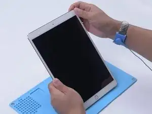 Repair an iPad Pro That Won't Power On