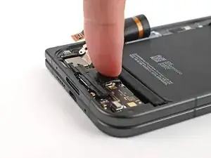 Google Pixel 9 Pro Fold Lower Board Reinstallation