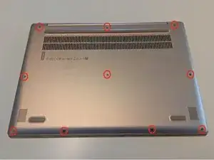 Keyboard / touchpad assembly