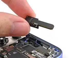 iPhone 16 5G mmWave Antenna Removal