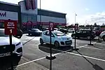 Five_Guys_at_Kingswood_Retail_Park,_Kingston_upon_Hull_Drive-Thru_Parking_Bays