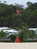 Leading markers and lights indicating a preferred channel.