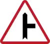 W2-8 (R) ROAD RIGHT