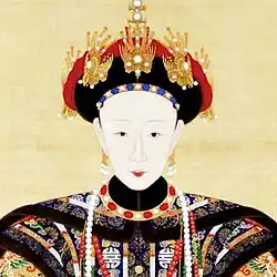 Detail of Empress Xiaoshurui's official portrait in winter-style chaofu