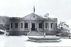 The palace in 1945