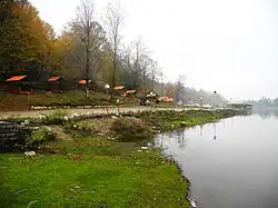 Tomb of Jamshid Kia Soltan, Ruyan