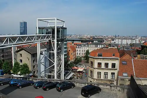 Poelaert Elevators (Neirinck, 2002)