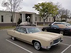 1971 Lincoln Continental Sedan