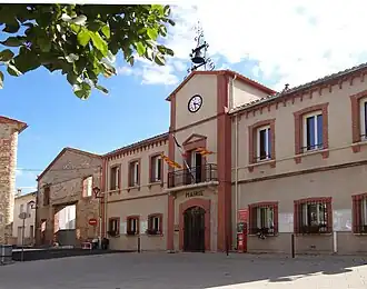The town hall in Alénya
