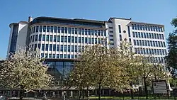 Allen & Overy Netherlands's office in Apollo House, Apollobuurt, Amsterdam. Apollo House is a Dutch national monument (Dutch: rijksmonument).