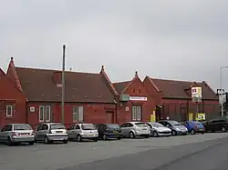 The station frontage.