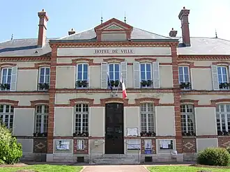 The town hall in Bray-sur-Seine