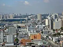 View of Avenida dos Autonomistas, Osasco, part of the corridor