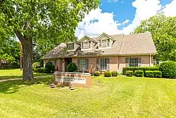 Collins Alumni Center