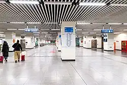 Line 10 concourse (February 2024)