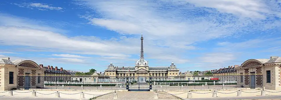 École Militaire from the Place de Fontenoy