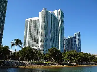 The southern end of Edgewater, showing the new developments 1800 Club (center) and Paramount Bay at Edgewater Square (right).