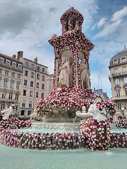 Fountain, place des Jacobins