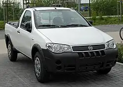 2004 FIAT Strada