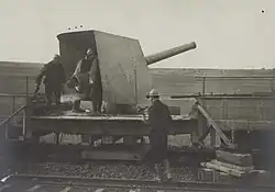 French artillery in action near Verdun.