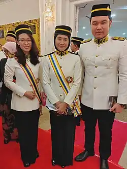 Ginie_Lim_with_young_Malacca_state_leaders