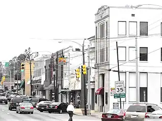 Looking southwest on US 431 in downtown Guntersville in 2009