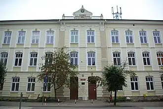 View of the school from Adam Mickiewicz and Kazimierz Wielki streets