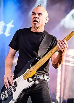 Vera performing with Armored Saint in 2022