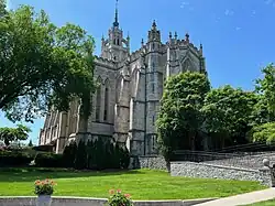 Kirk in the Hills Side Detail