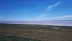 Lake Tuz seen from the road