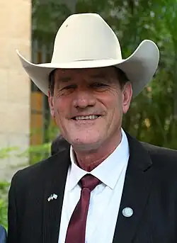 Photographic portrait of Larry Rhoden