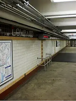 Mezzanine level near the Lombard Street exit.