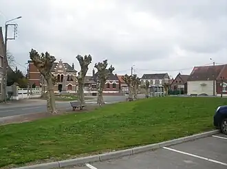The main square in Mœuvres