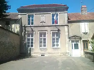 The town hall in Chalancey