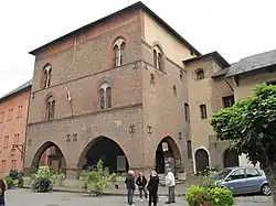 Maison Rouge [fr] and Conflans Art and History Museum [fr]