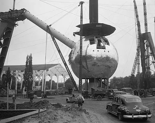 Construction of the supports, first tube and sphere (21 August 1957)