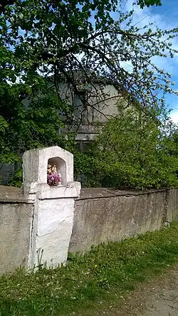 Roadside shrine