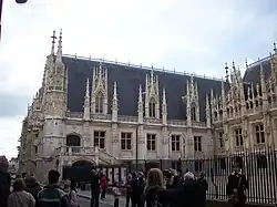 The West wing, built between 1499 and 1507, with its flamboyant Gothic style bell tower.