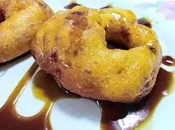 The picarones are one of the main typical dishes of Peru.