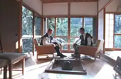 Having lunch with Ronald Reagan (at Nakasone's country residence in Hinode, Nishitama, Tokyo in 1983)