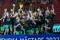 Team Thorengruppen players celebrating winning the title in the 2021–22 season