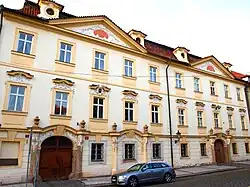 Sasko-lauenburský palác 01