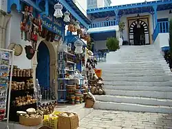 Café de Nattes and souvenir shops