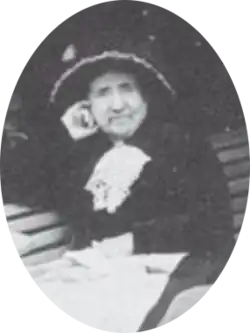 Stella Blandy portrait.png