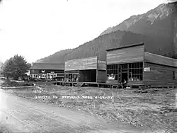 1913 street scene at Grotto
