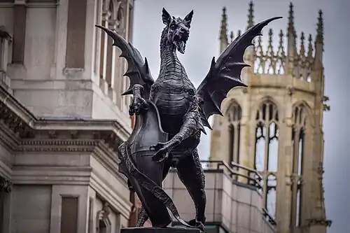 Head (west) end of the dragon