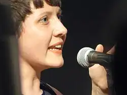 Thea Soti (2015 an Loft (Cologne), Germany) (Photo by Annamarie Ursula)