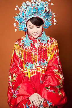 Qing dynasty-style Chinese wedding dress.
