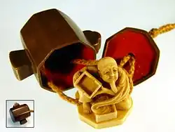 Trick netsuke