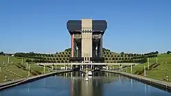 Upstream view of Strépy-Thieu Ascenseur